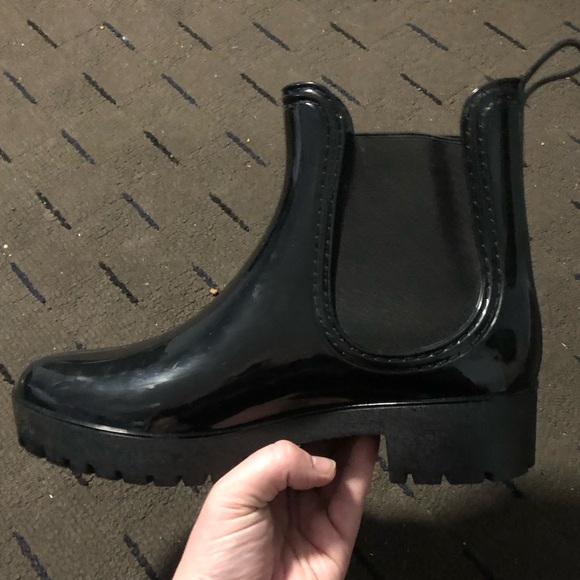 Black patent shiny ankle Rainboot Size 10 - Picture 3 of 9